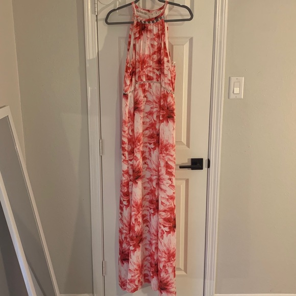 Pink floral maxi dress - Picture 3 of 4